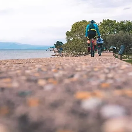 Vuka ゲストハウス オミサリ