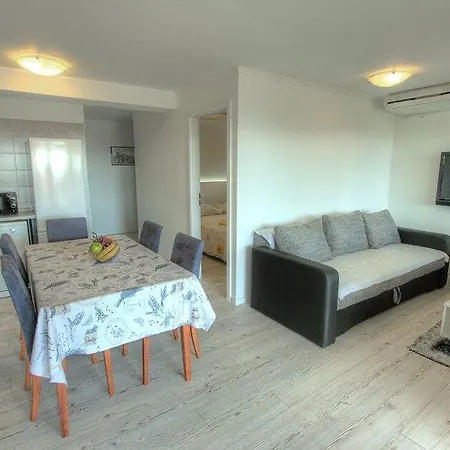 Gæstehus Vuka 4*