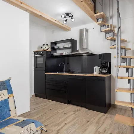 Πανσιόν Vuka 4*