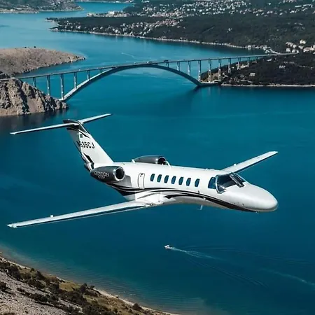 Vuka 4*