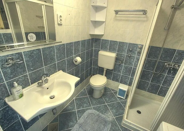 Πανσιόν Vuka Omišalj