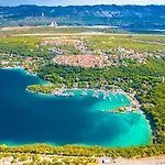 Vuka Pensionat